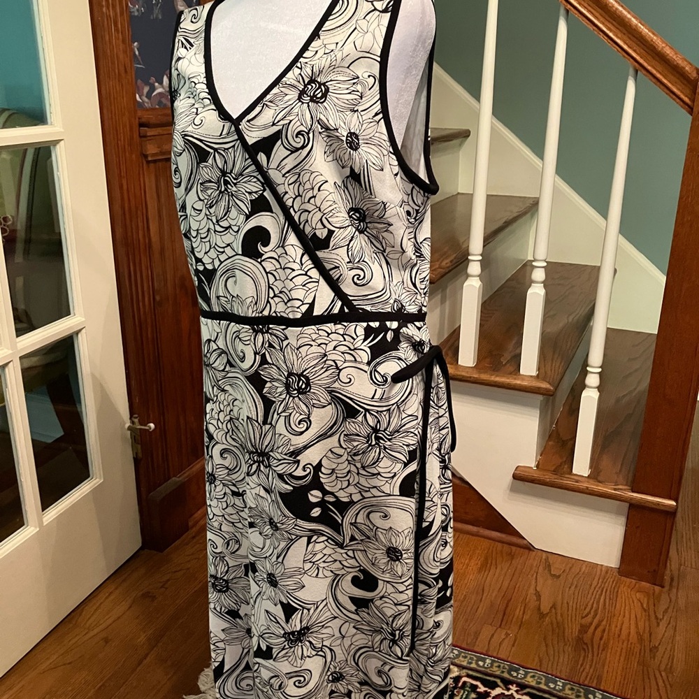 Talbots Black & White Floral Cotton Knit Mock Wrap Dress Size 14 Sleeveless
